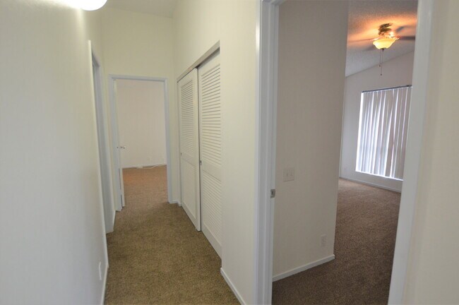 Building Photo - 6 Mos Lease - Ewa Beach 2br/2ba Townhome w/Garage at The Arbors