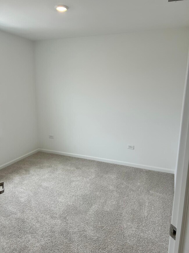 Building Photo - 12332 Tinsley St