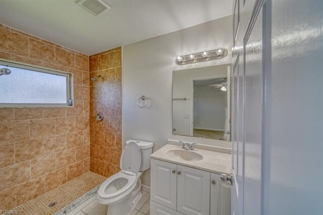 Building Photo - 2002-2004 NE 6th St