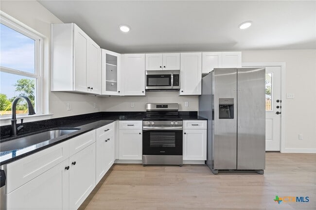 Building Photo - 602 S 18th St