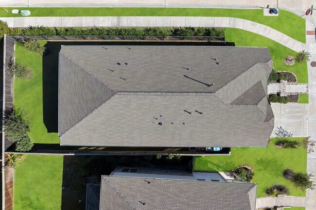 Building Photo - 19102 Brazos Bend Park Dr