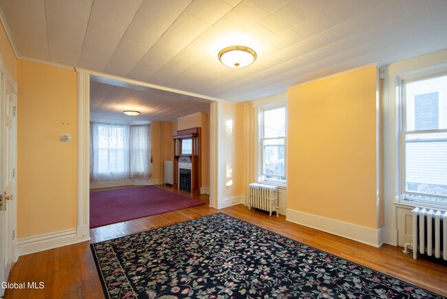 Building Photo - 1871 9th Ave