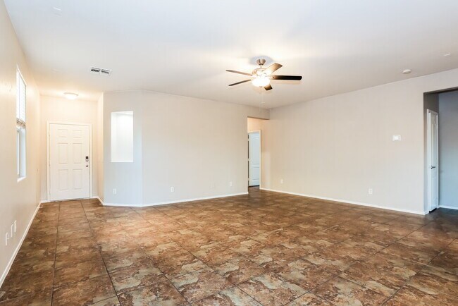 Building Photo - 7342 W St Charles Ave