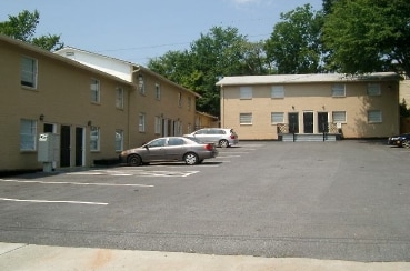 Primary Photo - Griffin Street Apartments