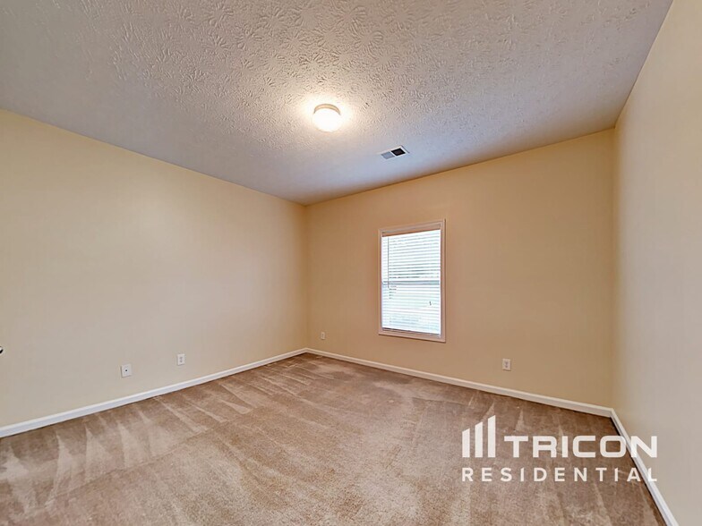 Building Photo - 24 Timberland Trail