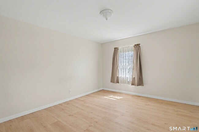 Building Photo - 41 Sunnybrook Bend