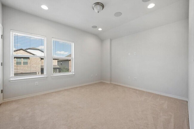 Building Photo - 14410 McCoy Lp