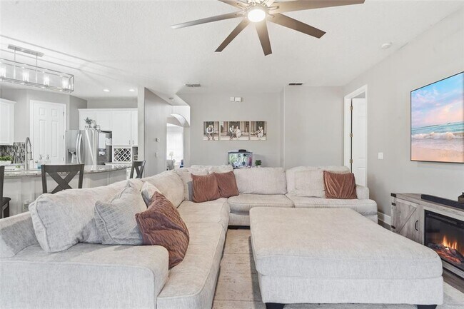 Building Photo - 119 Elissar Dr