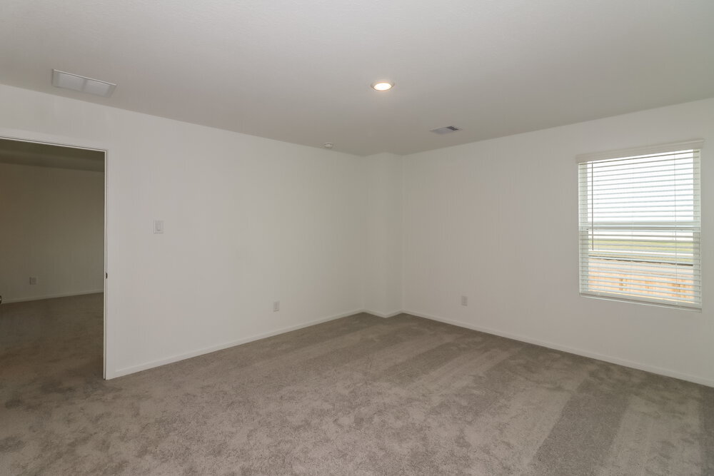 Building Photo - 16730 Old Wagon Wy