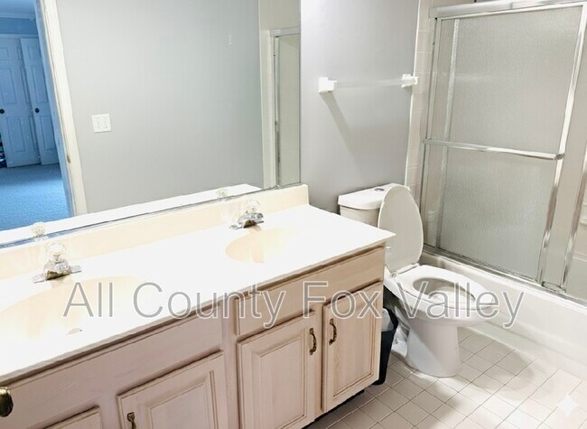 Building Photo - 3121 Indian Creek Dr