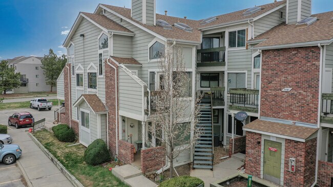 Building Photo - 5550 W 80th Pl