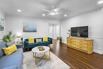 Building Photo - 1132 Carter Ave