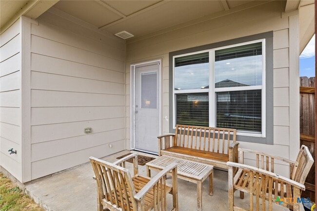 Building Photo - 1614 Flatland Trl
