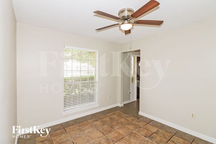 Building Photo - 4702 Hickory Downs Dr
