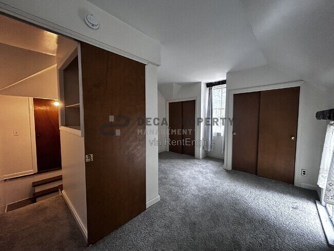 Building Photo - 9901 Arthur Ln