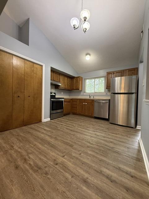 Building Photo - 3425 Featherston Dr