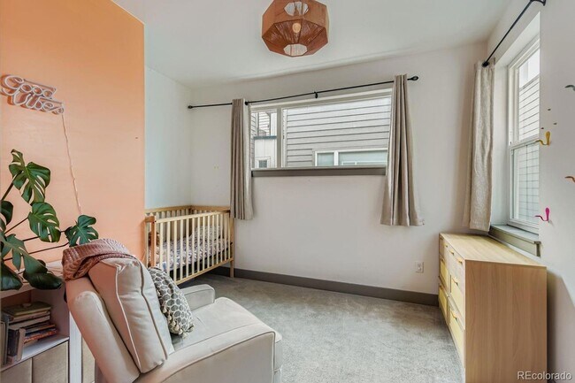 Building Photo - 1280 E Hampden Ave