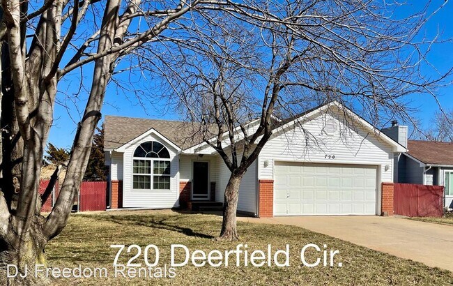 Primary Photo - 3 br, 2 bath House - 720 Deerfield Cir