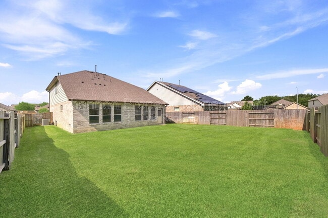 Building Photo - 32311 Melbrooke Dr
