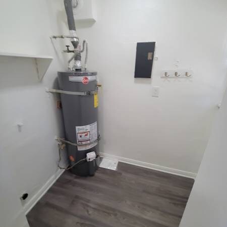 Building Photo - 1509 12th Ave