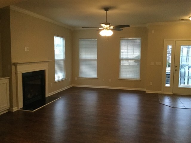 Building Photo - 13555 Aldenbrook Dr