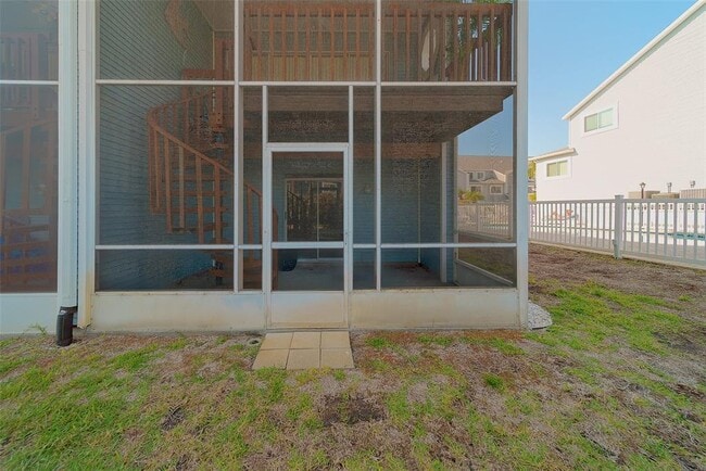 Building Photo - 911 Harbour House Dr