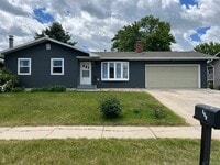 Building Photo - 823 E Elk St