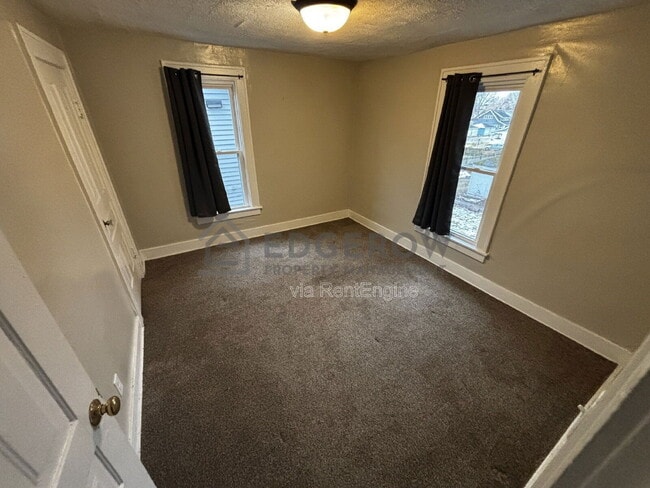 Building Photo - 1263 College Ave NE