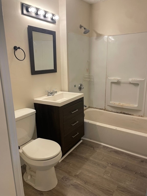 Building Photo - 5 Oliver St