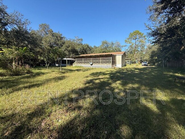 Building Photo - 18240 Lynbrook Rd