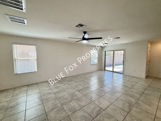 Building Photo - 8823 E Stone Meadow Cir