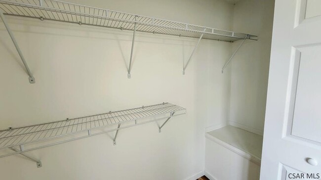 Building Photo - 429 Devon Dr