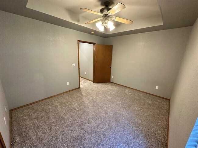 Building Photo - 1819 Duckhawk Ct