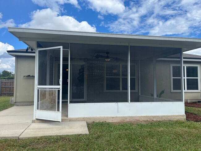 Building Photo - West Magnolia 3BR / 2BA Home Clay County