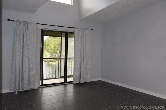Building Photo - 603 Sea Pine Way