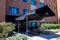 Building Photo - 1300 S Arlington Ridge Rd