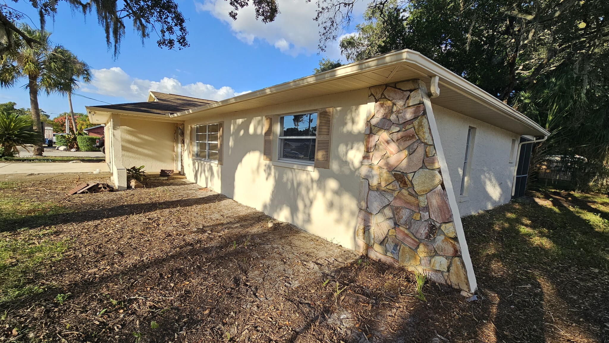 Building Photo - 1270 Deltona Blvd