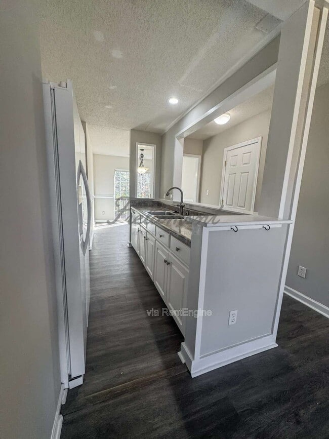 Building Photo - 530 Fawn Branch Trail