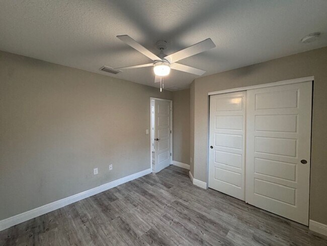 Building Photo - Coming Soon - Custom Home - Desirable SE O...
