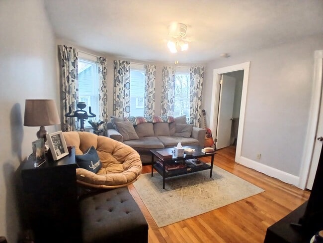 Building Photo - 9 Pitman Ave