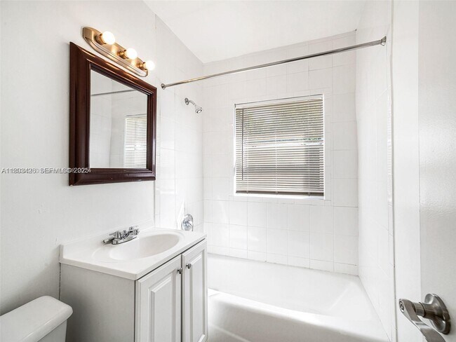 Building Photo - 1240 NW 7th Ave