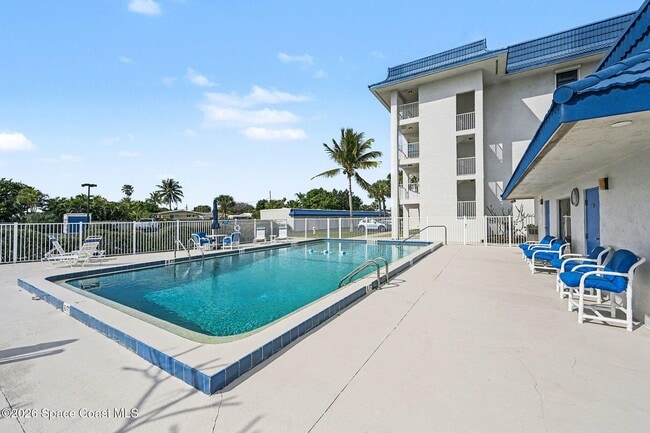 Building Photo - 2160 N Hwy A1A