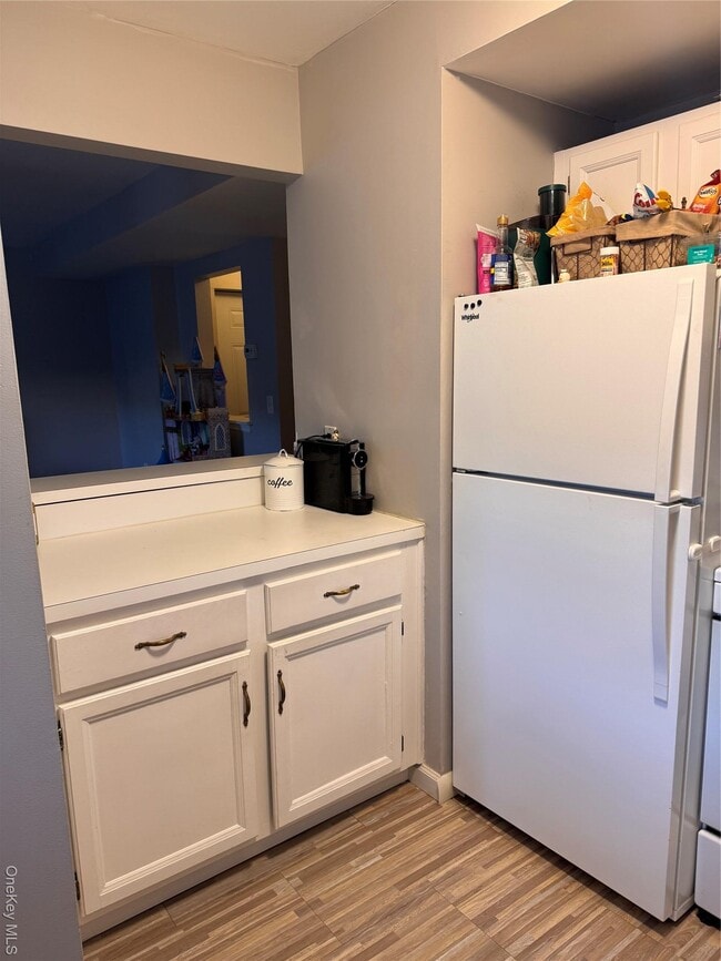 Building Photo - 5 Lexington Hills Rd