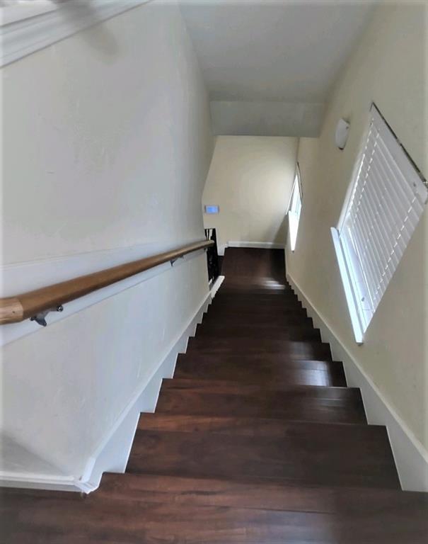 Building Photo - 1493 Silverado Dr