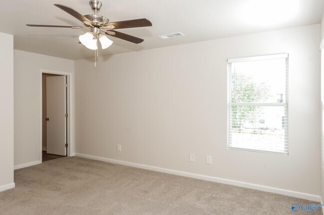 Building Photo - 120 Wethersfield Dr