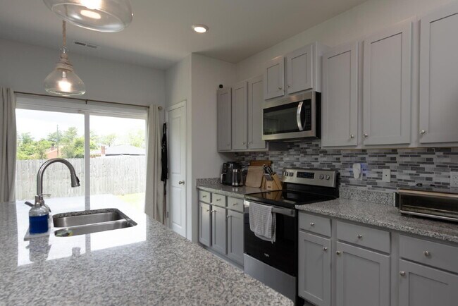Building Photo - 1651 KIlldeer Ln