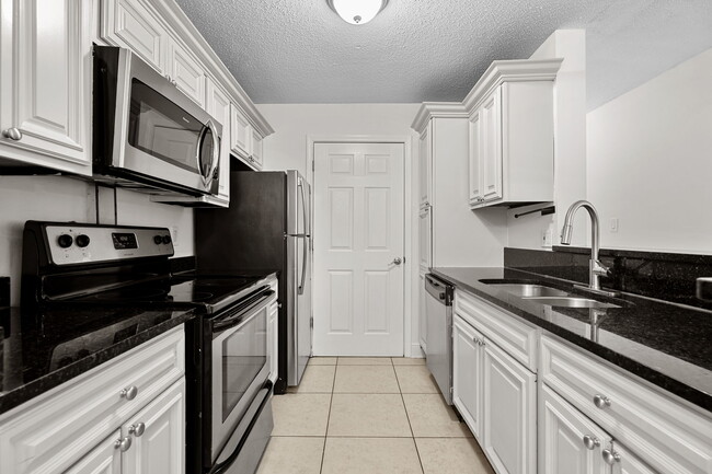 Building Photo - 5207 Santa Fe Pkwy