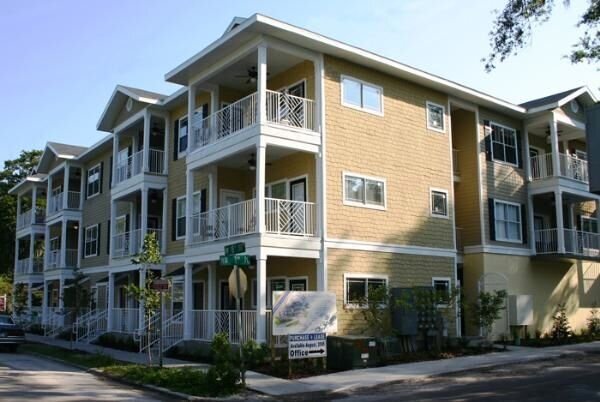 Building Photo - 1460 NW 3rd Pl