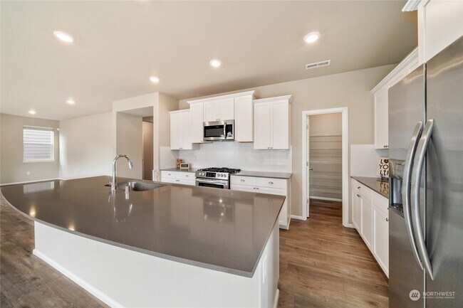 Building Photo - 2808 14th Ave NW