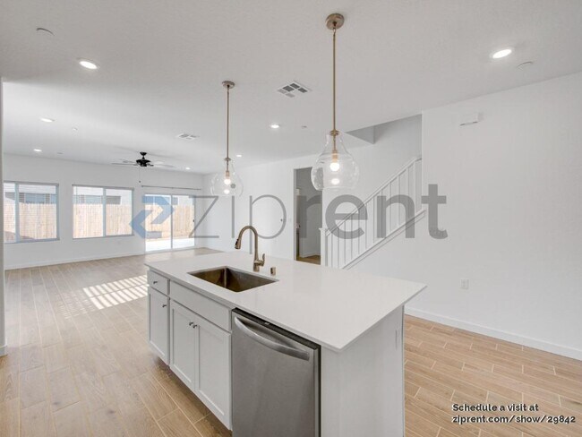 Building Photo - 7225 E Amherst Ave